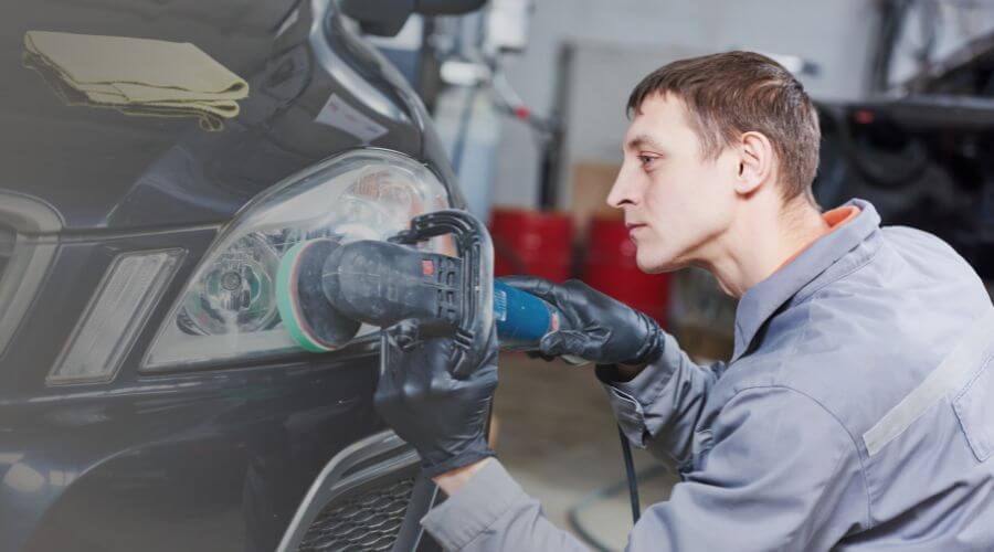 Why choose water damage restoration service for emergency water extraction services in Freeport